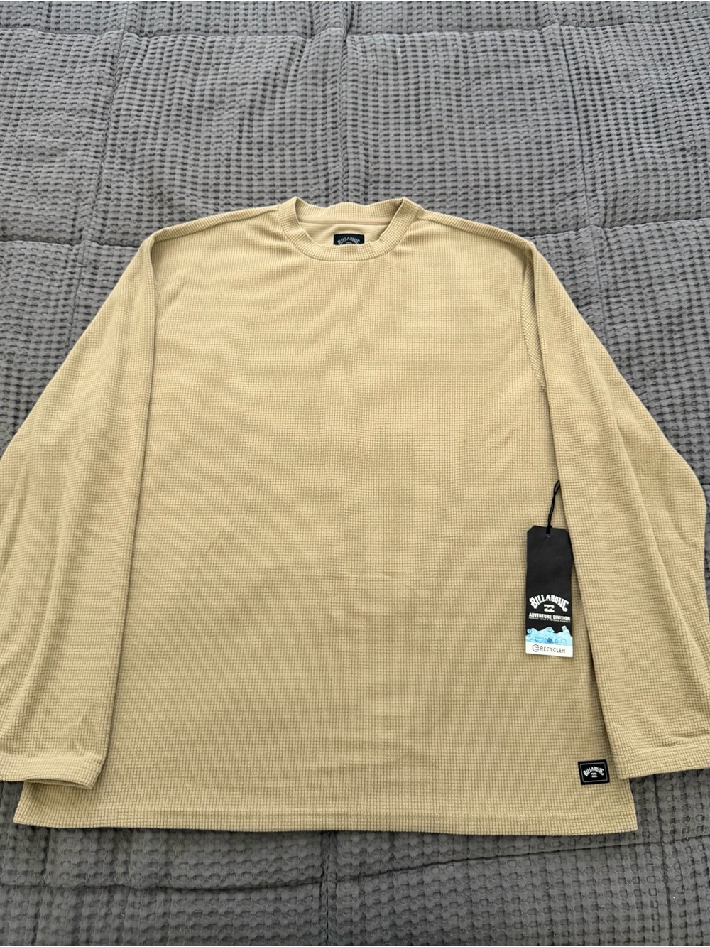 Billabong Men's Long Sleeve Waffle Crew in Beige Size XXL NWT
